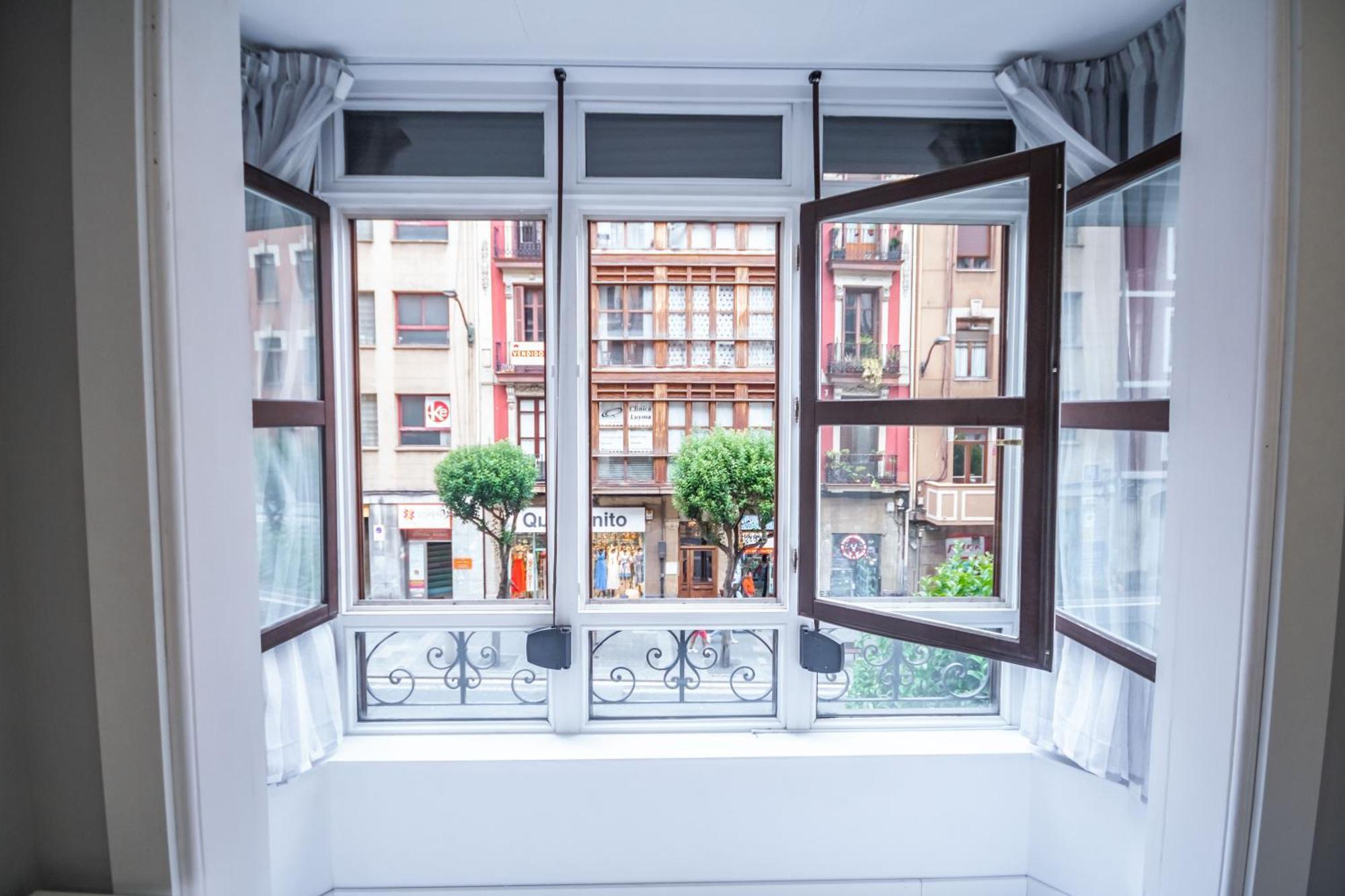 Gran Apartamento 6 Suites Bilbao Center エクステリア 写真
